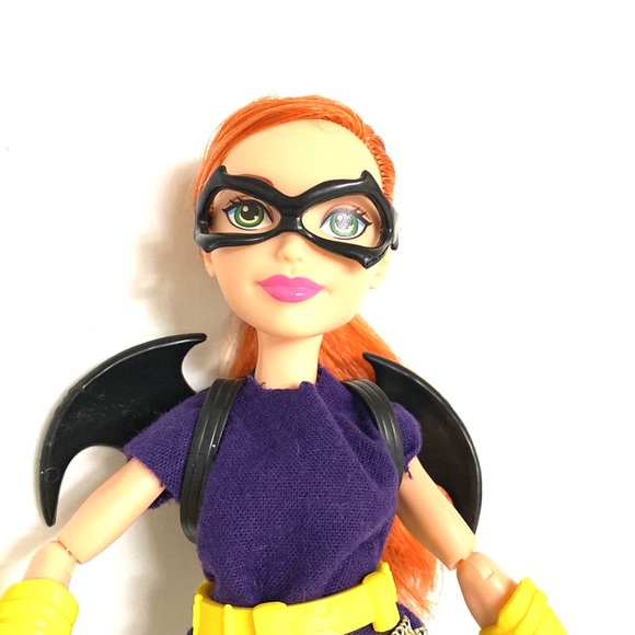 Mattel DC Super Hero Bat Girl and Wonder Woman Dolls - Picture 4 of 9